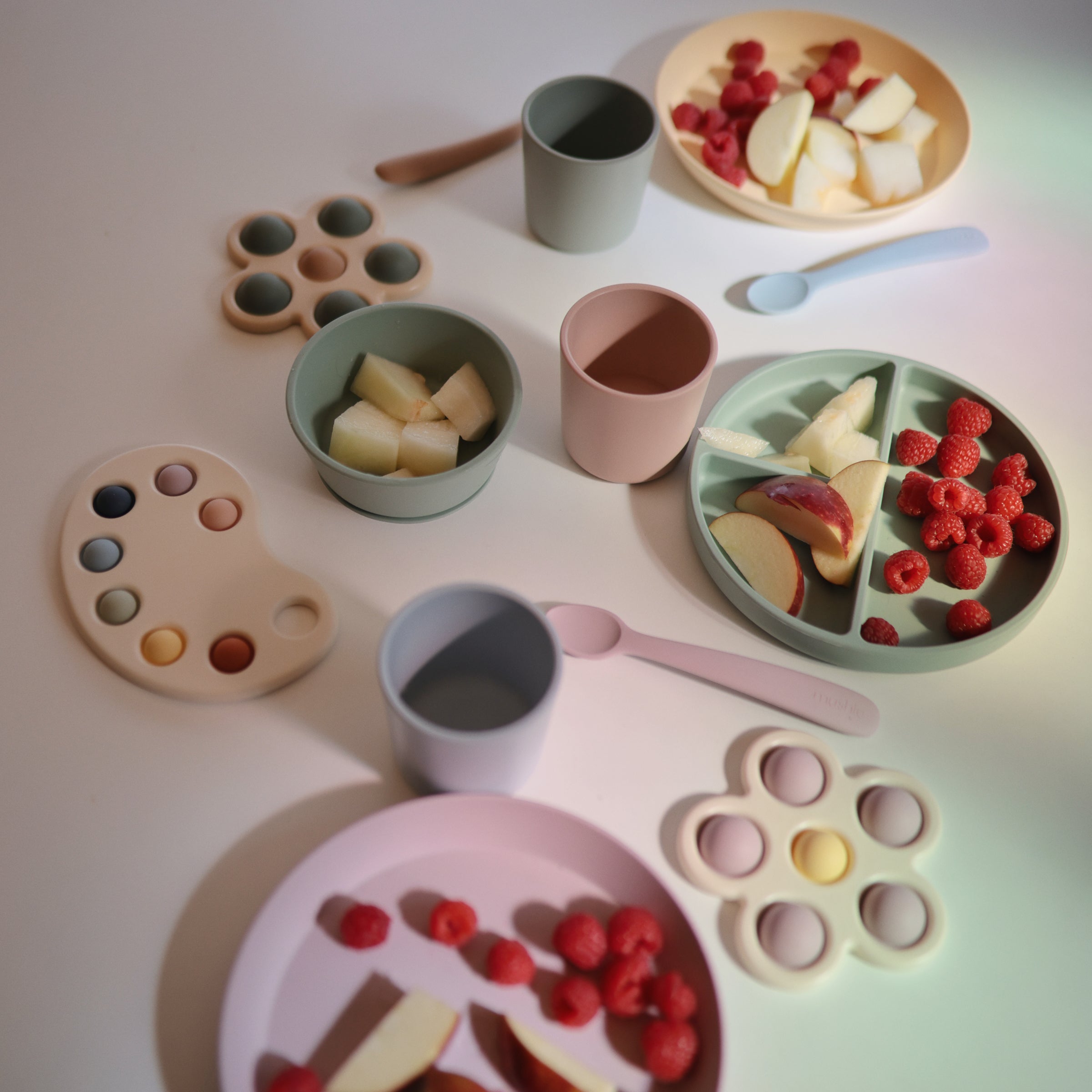 Image of Silicone Feeding Spoons 2-Pack